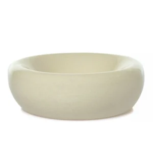 Beyaz renkteki el yapımı çukur seramik tütsülük